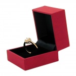 premium boxes, boxes for one ring, red