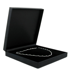 premium boxes, boxes for chains/ colliers, black